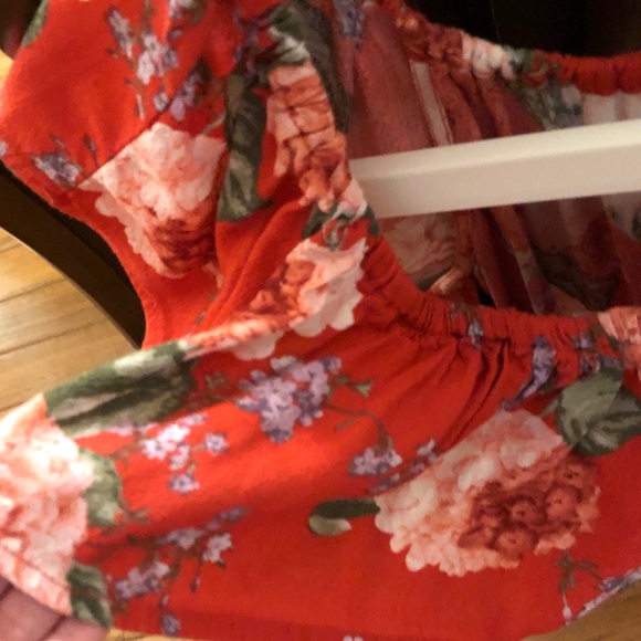 Red floral forever 21 dress - Picture 3 of 4